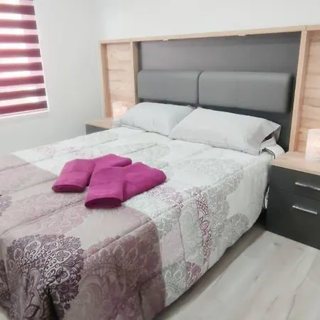 Apartamento - Lujo - Parking, Maquina Arcade, Wifi Y Netflix *